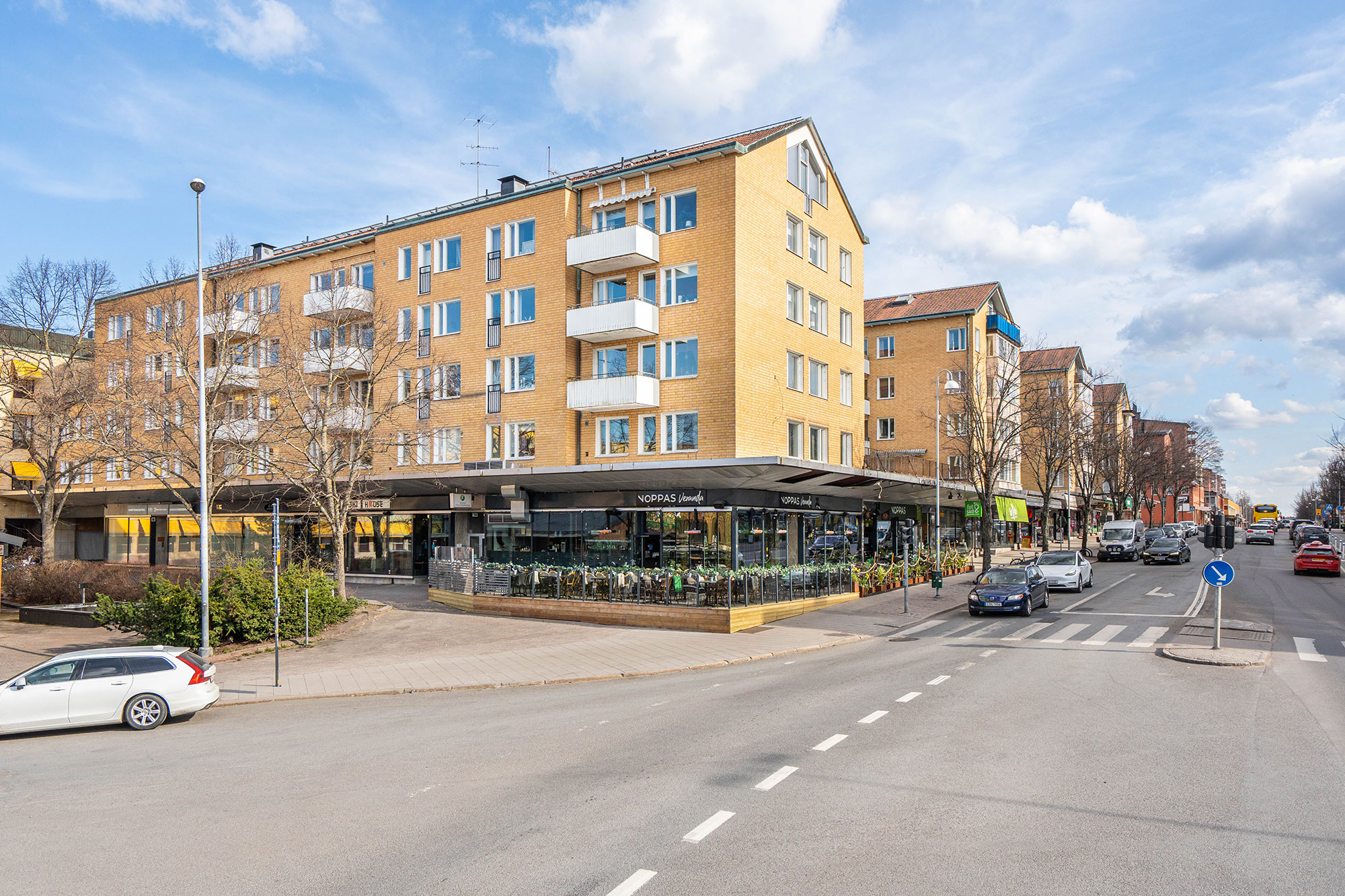 Bostäder